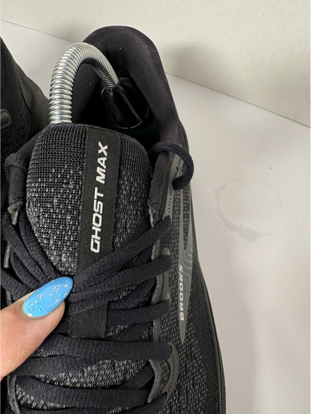 Women's Brooks Ghost Max 2, Black/Black/Ebony, 10.5 B - Picture 5 of 8